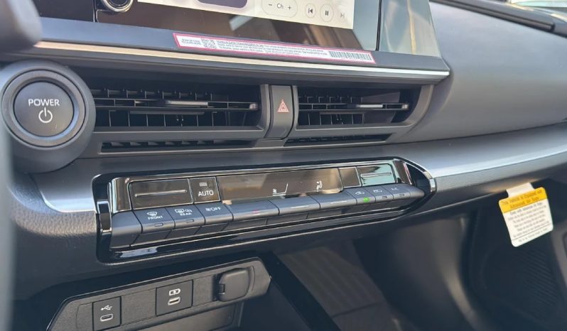 2024 Toyota Prius LE 2.0L Hybrid full