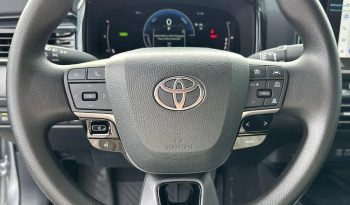 New 2025 Toyota Camry LE 2.5L full