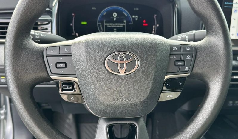 New 2025 Toyota Camry LE 2.5L full