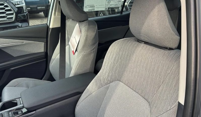 New 2025 Toyota Camry LE 2.5L full