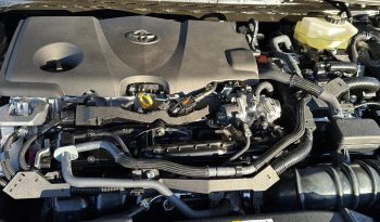 New 2025 Toyota Camry SE 2.5L full