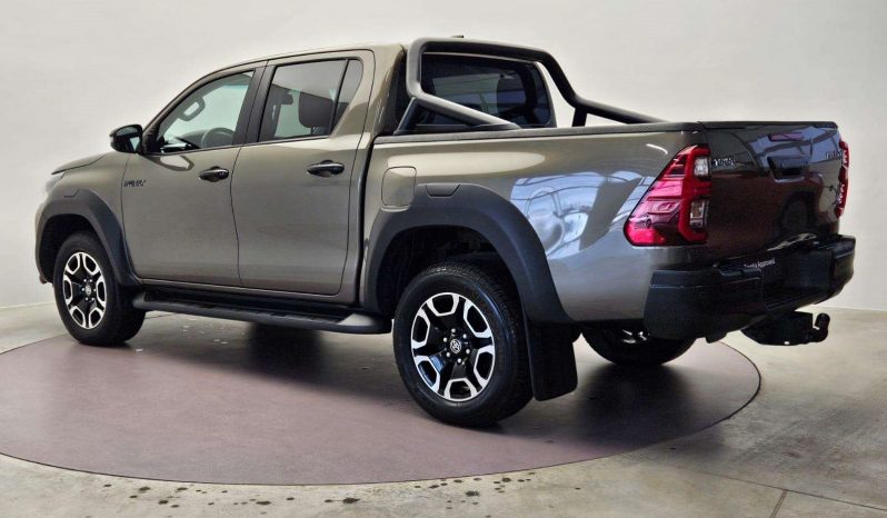 2023 Toyota Hilux 2.8L 4X4 full