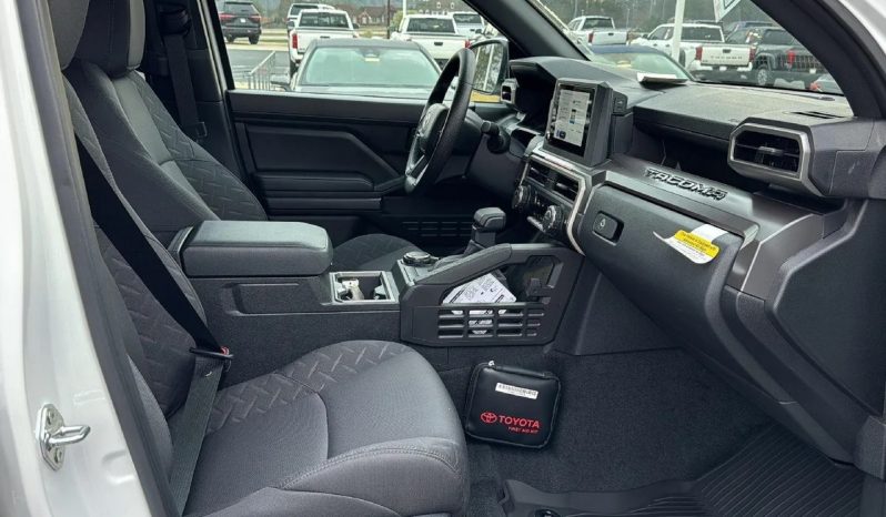 New 2025 Toyota Tacoma 4WD SR5 full