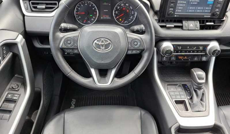 2021 Toyota RAV4 XLE Premium AWD full