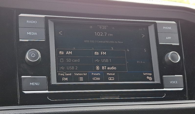 2023 Volkswagen Jetta Sport full