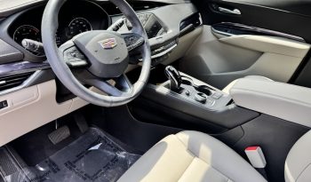 2023 Cadillac XT4 Luxury full