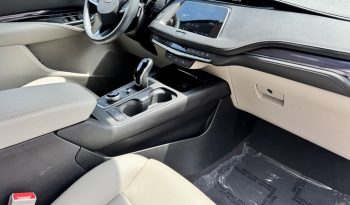 2023 Cadillac XT4 Luxury full