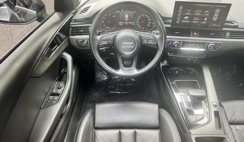 2021 Audi A4 45 S line Premium full