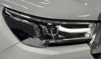 All New 2025 Toyota Hilux SR5 2.7L Gasoline full