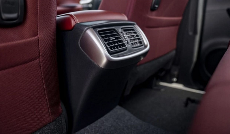 All New 2025 Toyota Hilux SR5 2.7L Gasoline full