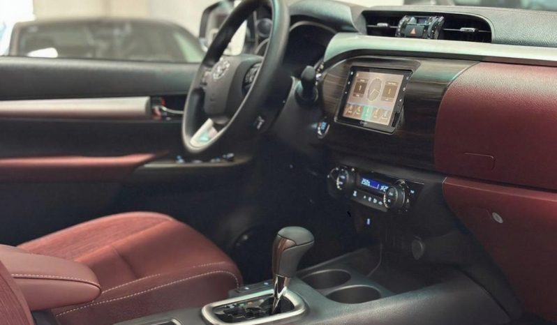 All New 2025 Toyota Hilux SR5 2.7L Gasoline full
