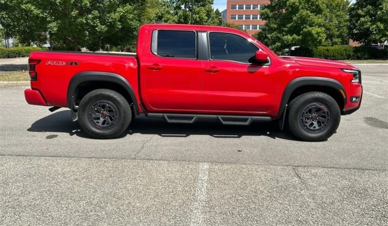 2025 Nissan Frontier PRO-4X 4WD full