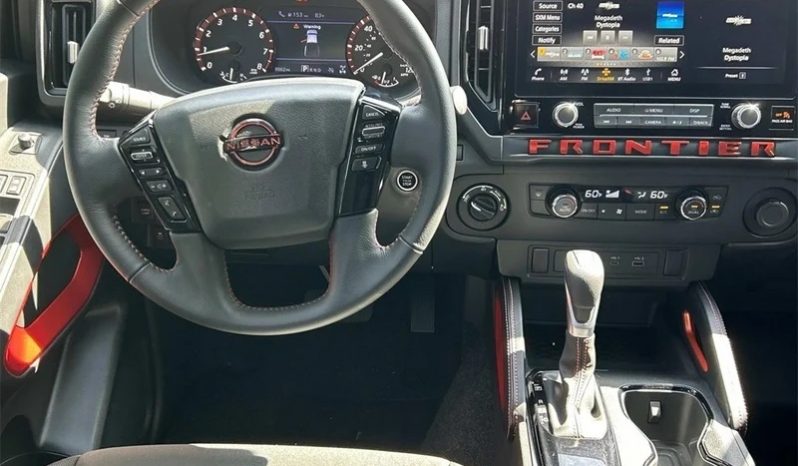 2025 Nissan Frontier PRO-4X 4WD full