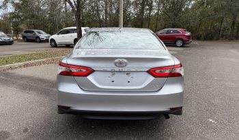 Used 2020 Toyota Camry LE full