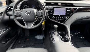 Used 2020 Toyota Camry LE full