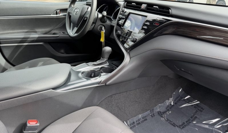Used 2020 Toyota Camry LE full