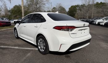 Used 2022 Toyota Corolla LE full