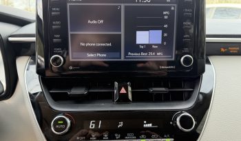 Used 2022 Toyota Corolla LE full